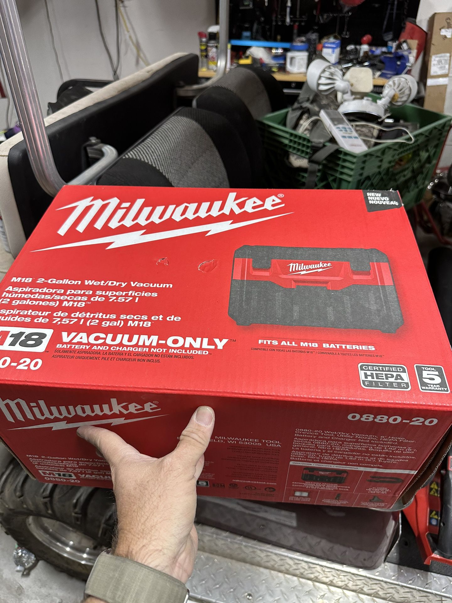 New Milwaukee Vacuum M18
