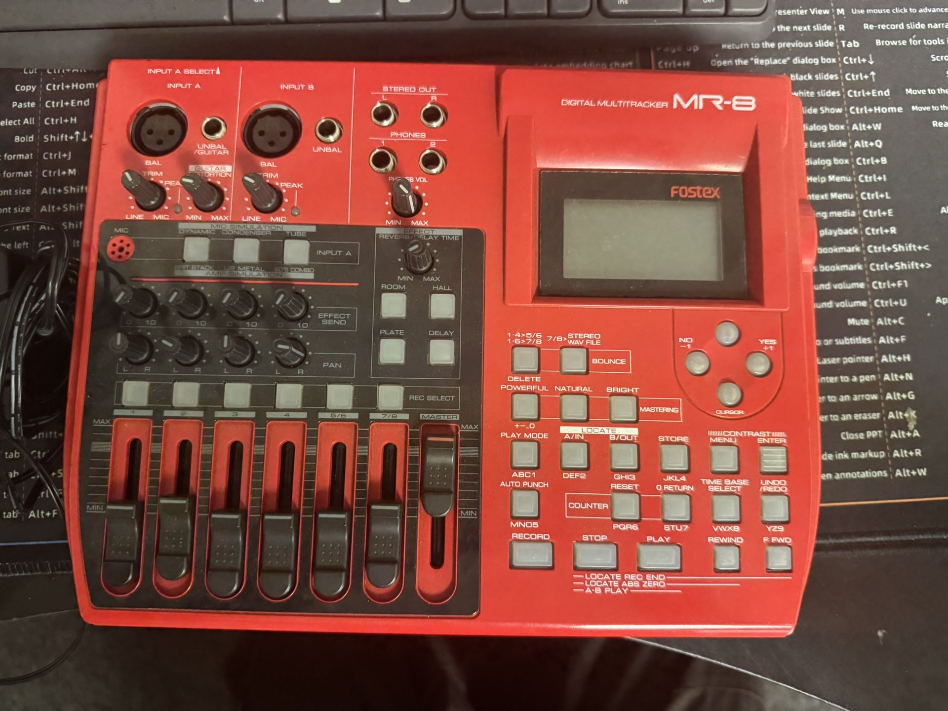 Fostex MR 8 Digital Multitracker Recorder