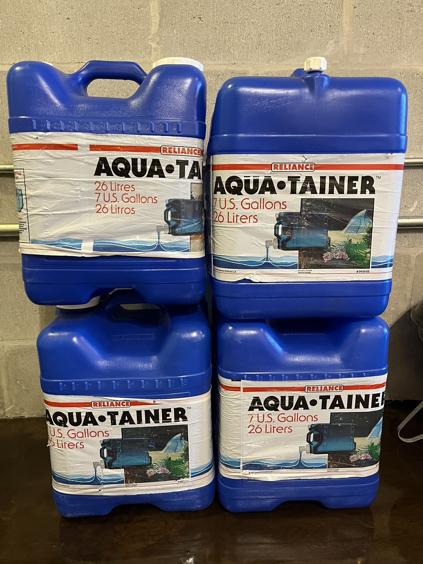 7 Gallon Water Containers /Dispensers