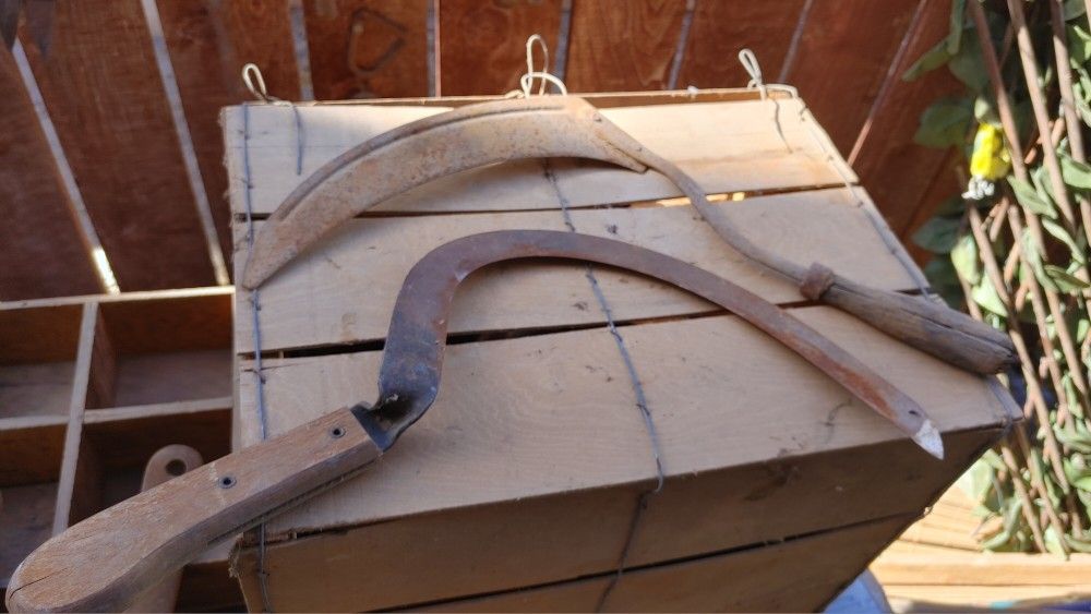 Old Rusty Toolsj / blades
