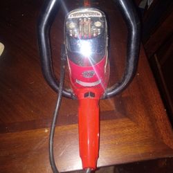 BLACK AND DECKER ELECTRIC HEDGE CLIPPERS