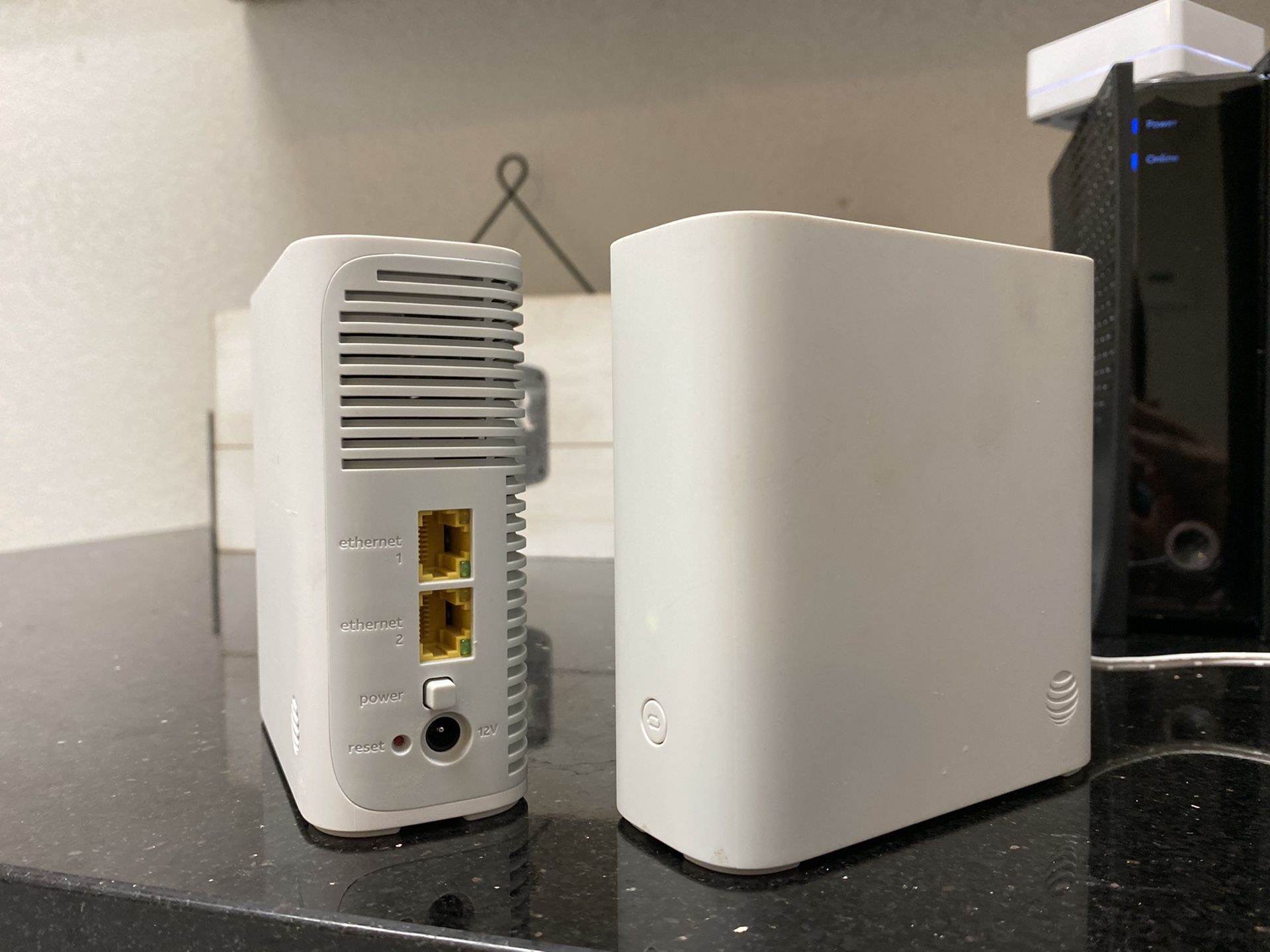 Airties 4921 WiFi smart range extenders. Easy WPS setup!