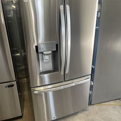 LG French door refrigerator-New 