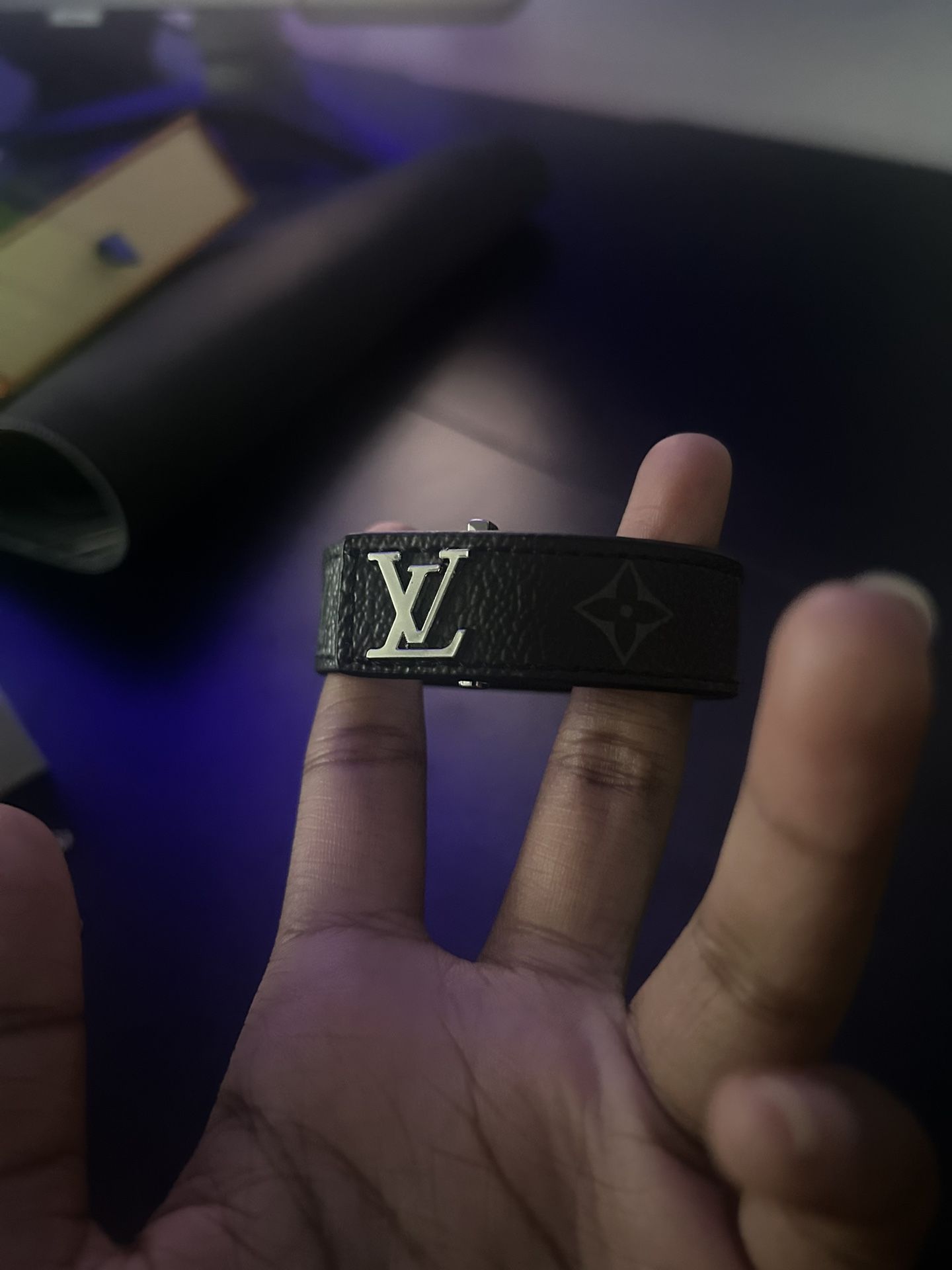 lv slim bracelet