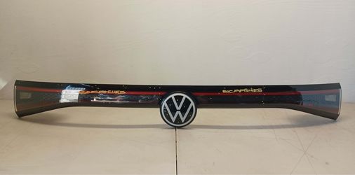 VOLKSWAGEN ID4 REAR CENTER TAIL LIGHT 2021 - 2022