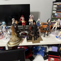 Anime Figure Bundle