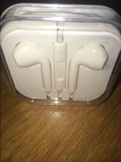 iPhone 5 earphones