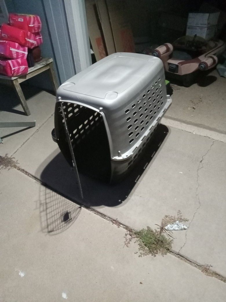 Xl Petmate Dog Crate