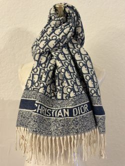 Christian Dior 🧣 Scarf 🧣 