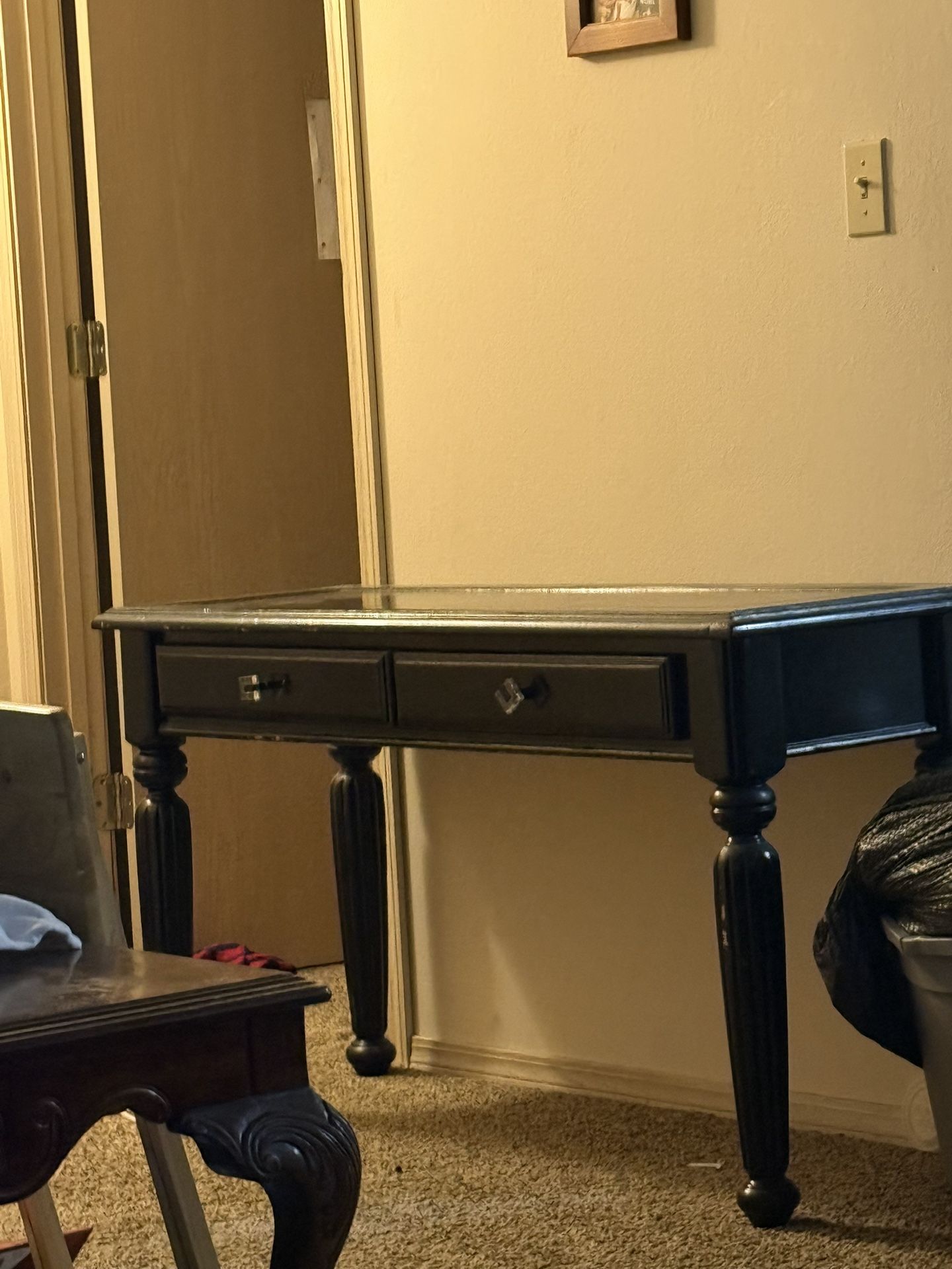 Entry Way Table