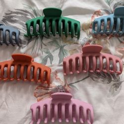 6 New Rainbow Claw Clips