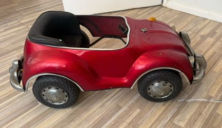 Old fashioned car