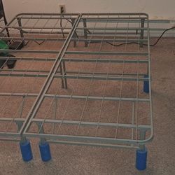 Queen Bed Stand