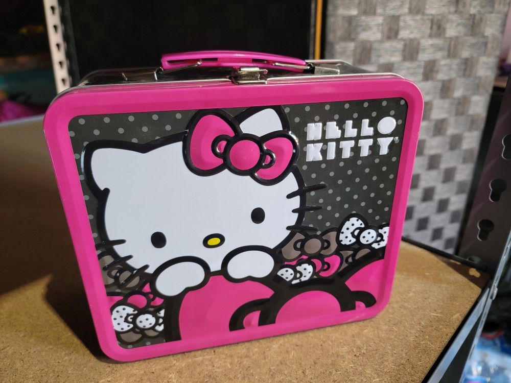 Hello Kitty Lunch Box