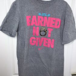 Nike Lebron James ‘Earned Not Given’ Shirt Sz L