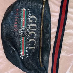 Authentic GUCCI Crossbody Bag 