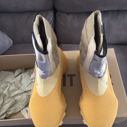 Yeezy Knit Rnr Boots