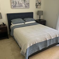 Dark Wood Bedroom Set - Queen Bed with mattress, 2 Nightstands, 5-Drawer Dresser