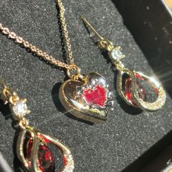 Exploding Heart Valentines gift! 14k Vermeil gold pendant on necklace with garnet earrings