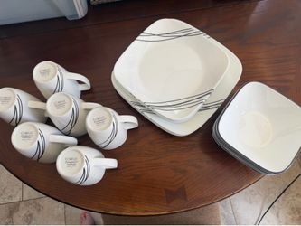 Corelle 24-piece set with mugs