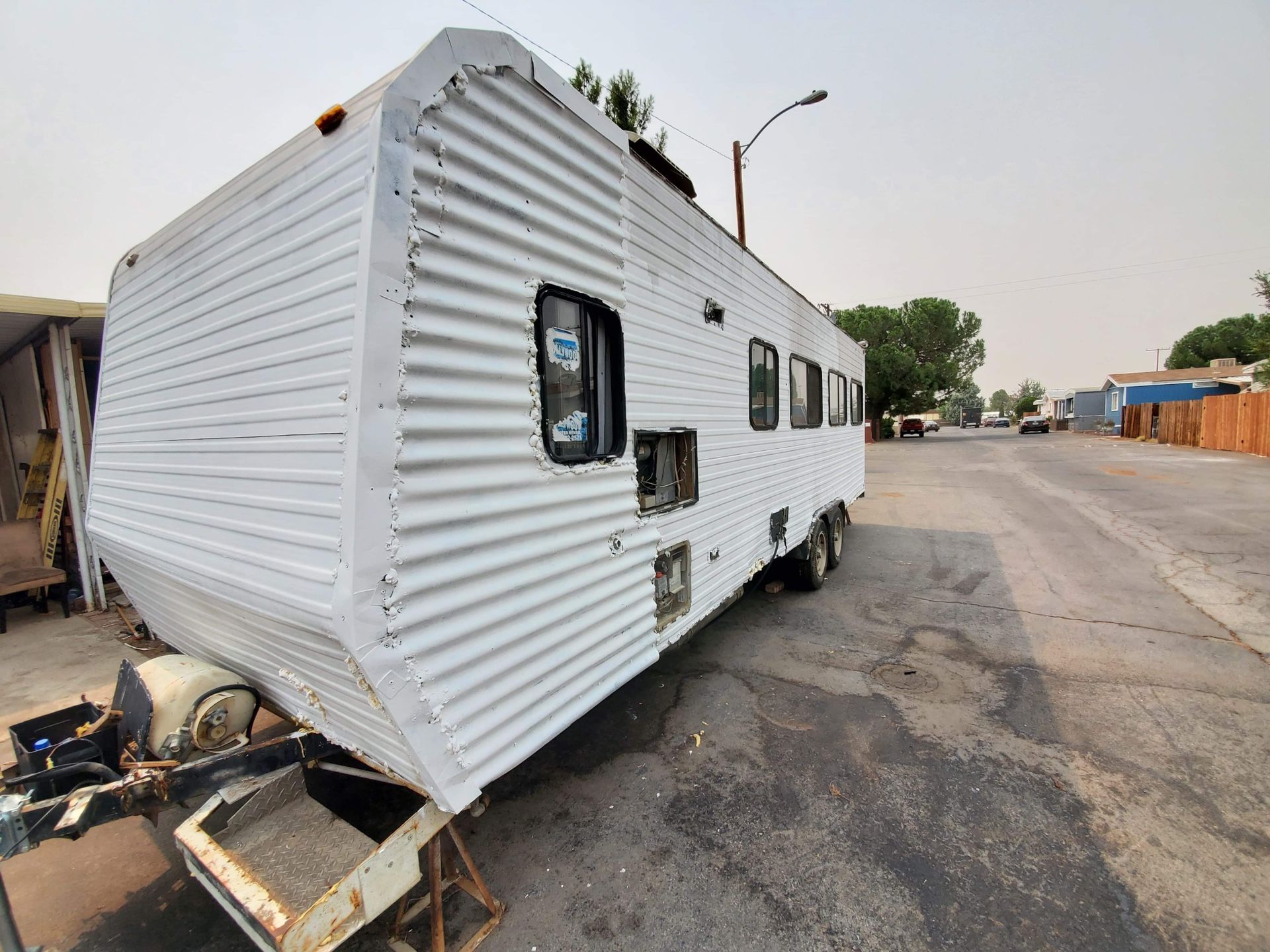 89 toy hauler 26 ft ready to go