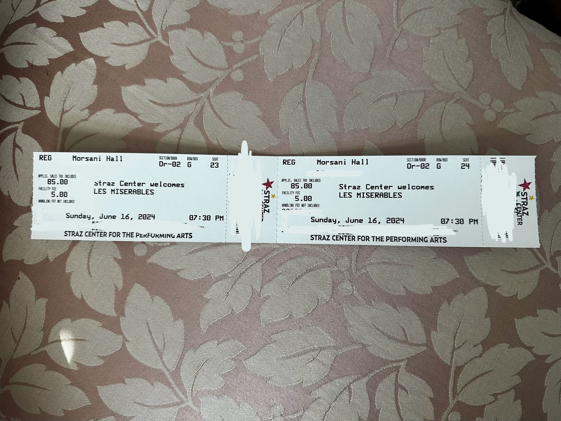 les miserables Passes Tickets