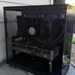 Gaming PC / RTX 5070 / Ryzen 9 7900X / 64GB DDR5 / 5TB SSD