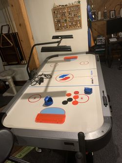 Air Hockey Table