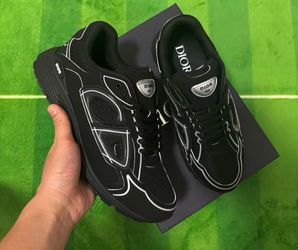 Black B30s Dior