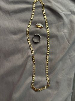 2 rings 1 chain (gold plated)(stainless steel)