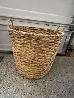 Decorative basket