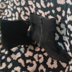 Torrid Size 11 Botties 