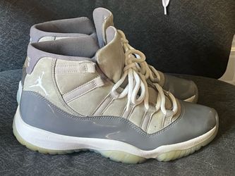 Jordan 11 Retro “Cool Grey” patent leather gray size 11