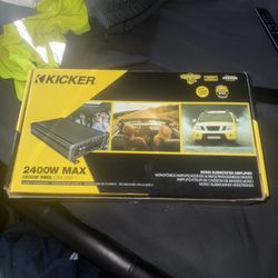 “kicker” Stereo System Speakers And Amp