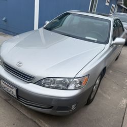 2001 Lexus ES 300