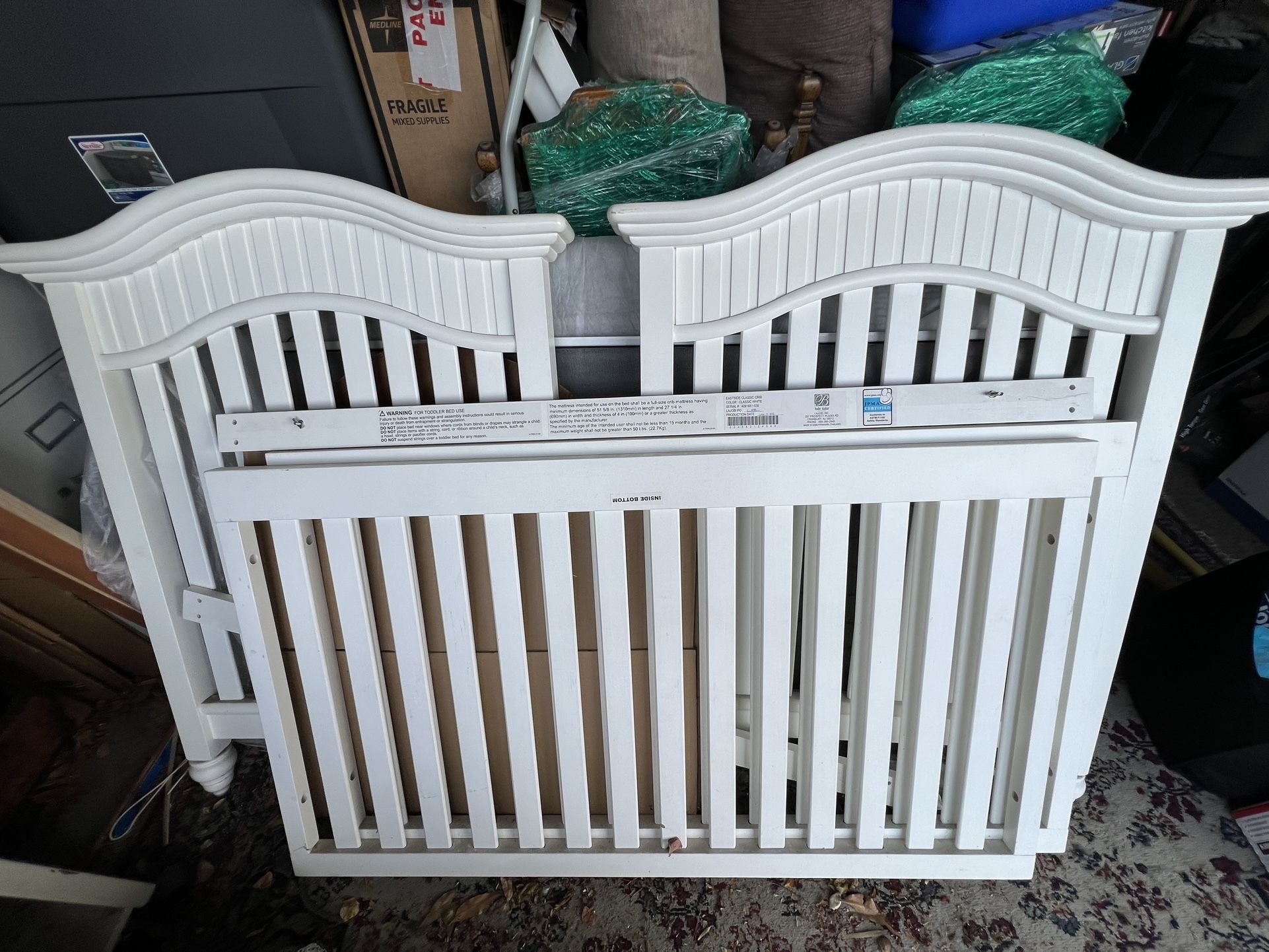 Baby Italia white crib
