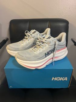 Hoka Bondi 9/ Size 7.5B Women’s $100