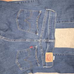 Woman's Levis