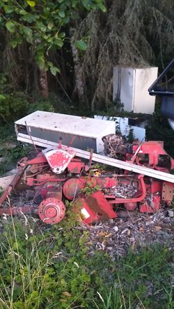 International tractor parts