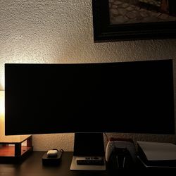Samsung 34-Inch Odyssey QD-OLED G8 (G85SD) Series 4K Ultra-QWHD G-Sync Compatible Curved Gaming Monitor