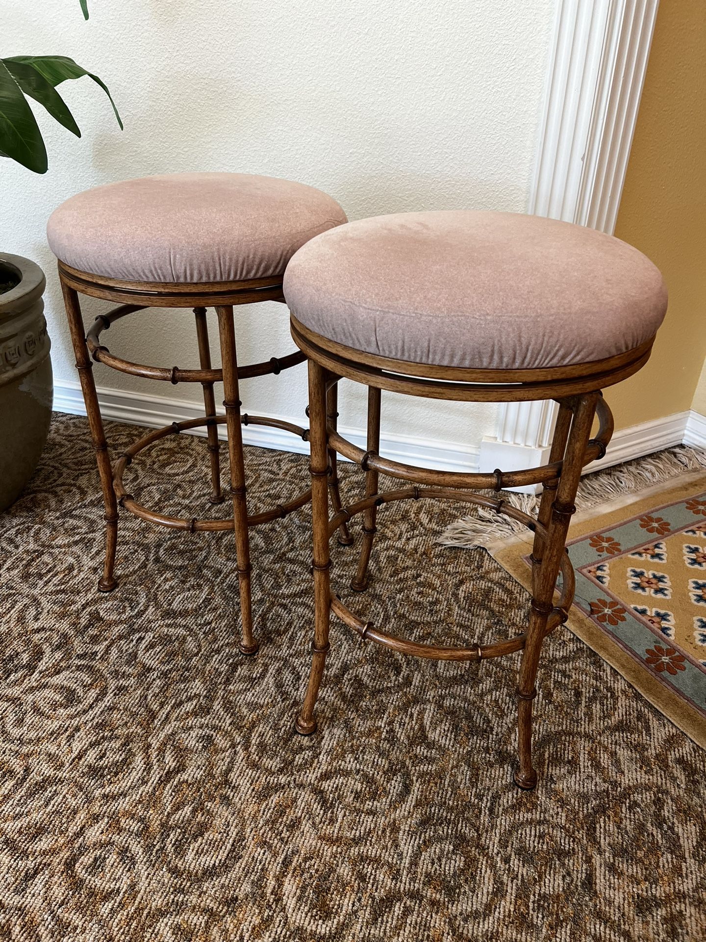 Counter Stool Pair 