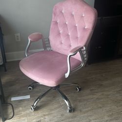 Pink office chair 