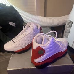 Jordan Retro 13       Size 9
