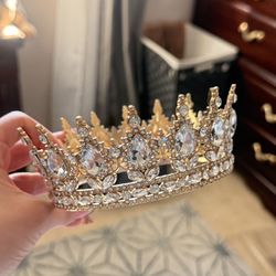 Gold Crown 