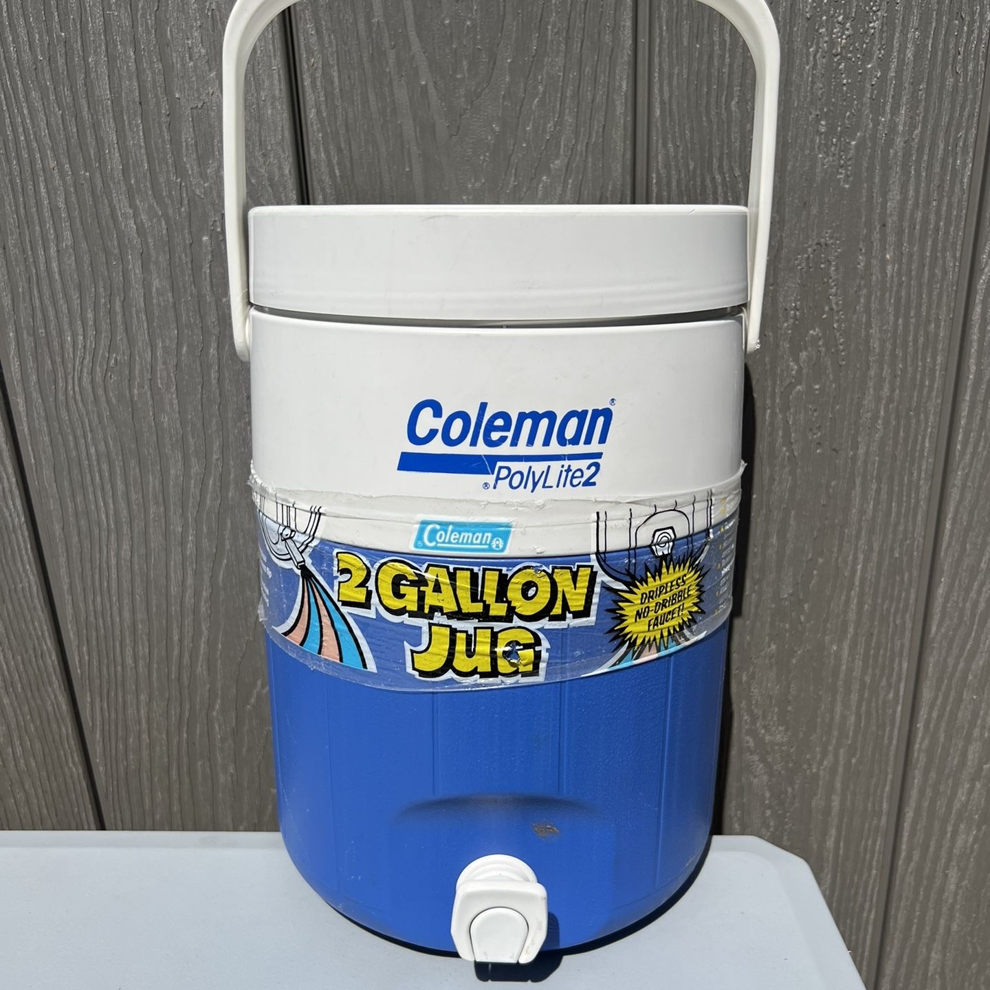 Coleman Polylite Gallon Jug for Sale in Los Angeles, CA OfferUp