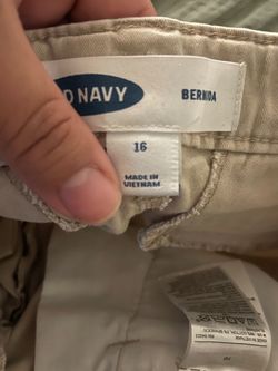 Girl’s Bermuda shorts