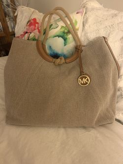 Mk purse New