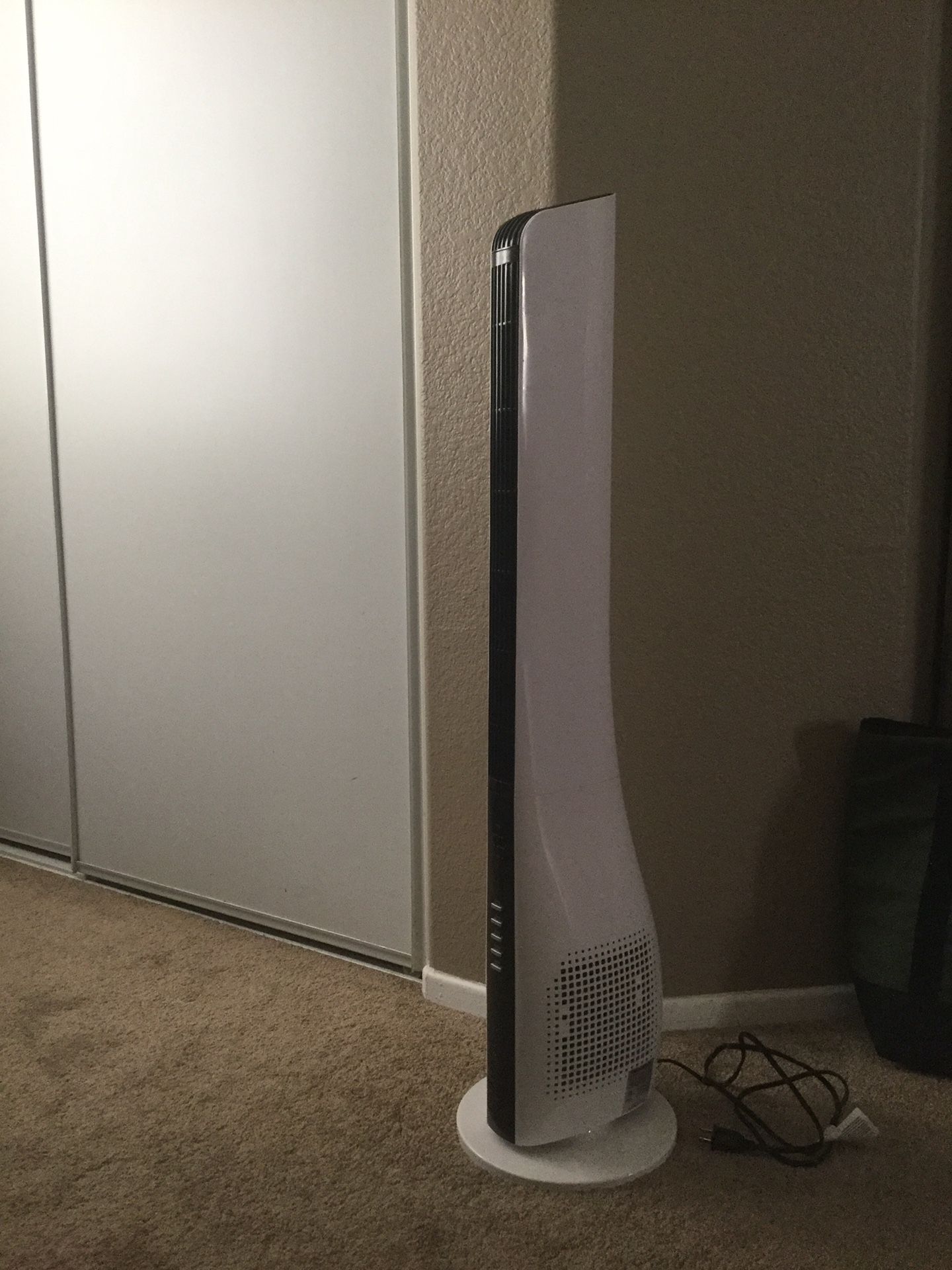 Tower Fan, 43 Inch Bladeless Oscillating Fan