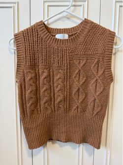 Cropped Sweater Vest