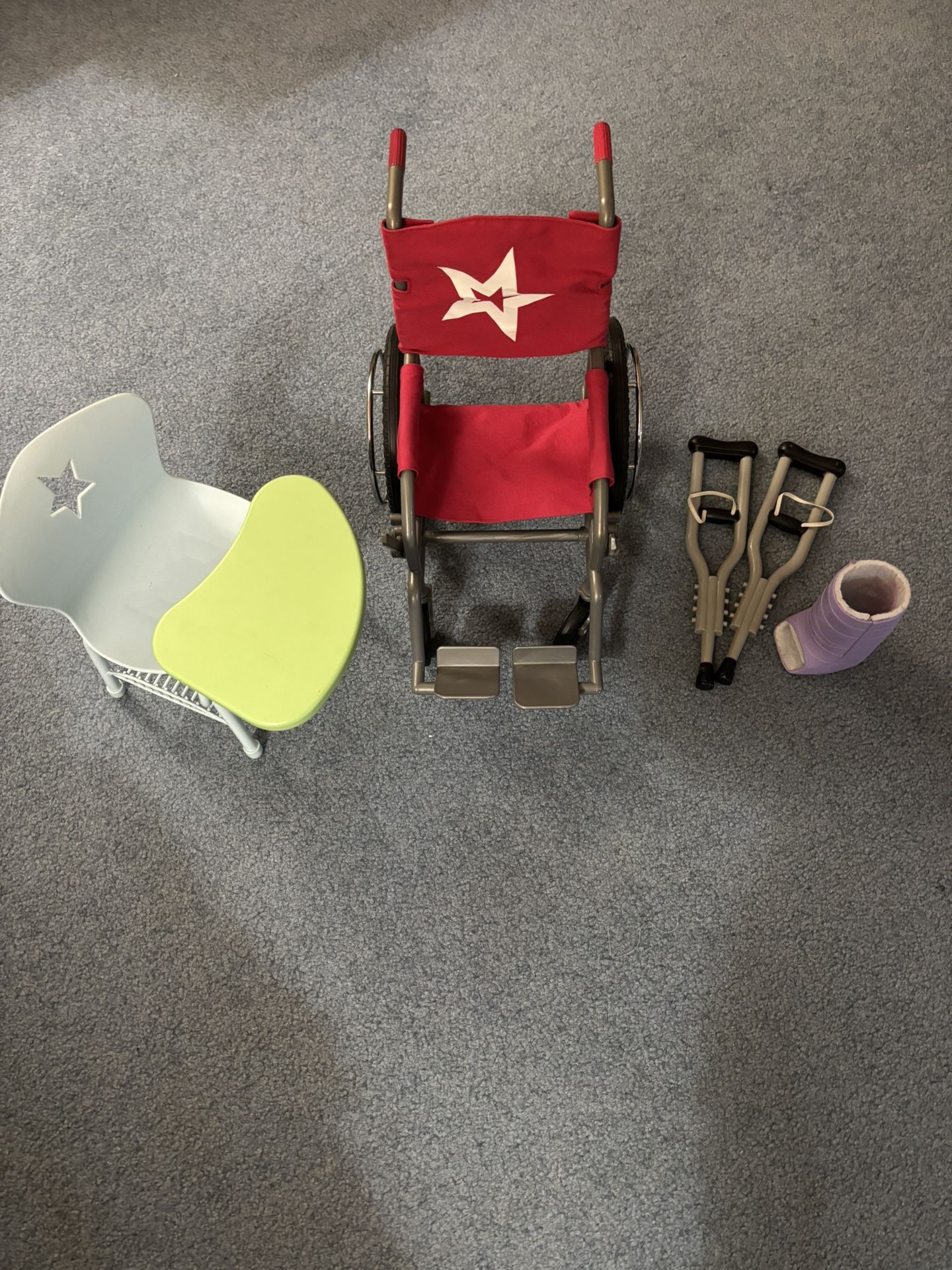 American Girl doll Desk And Wheelchair And Accessories